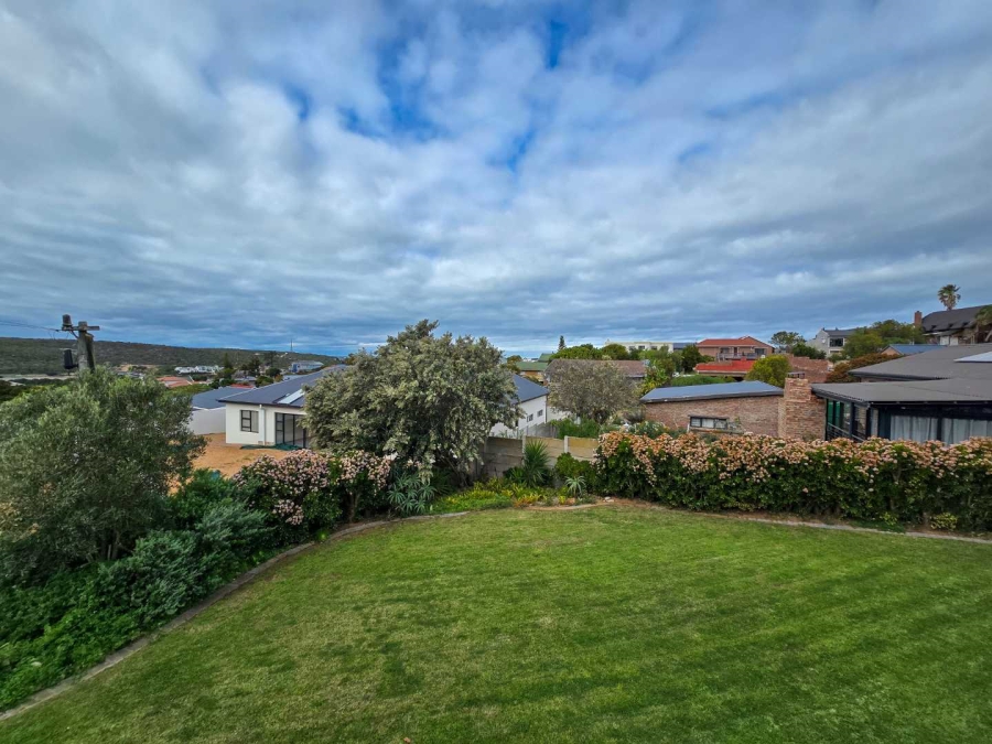 4 Bedroom Property for Sale in Stilbaai Wes Western Cape